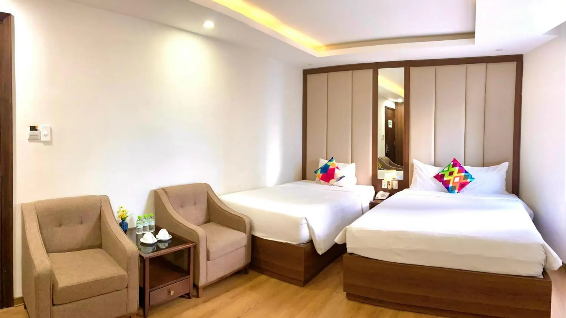 Pariat River Front Hotel Đà Nẵng