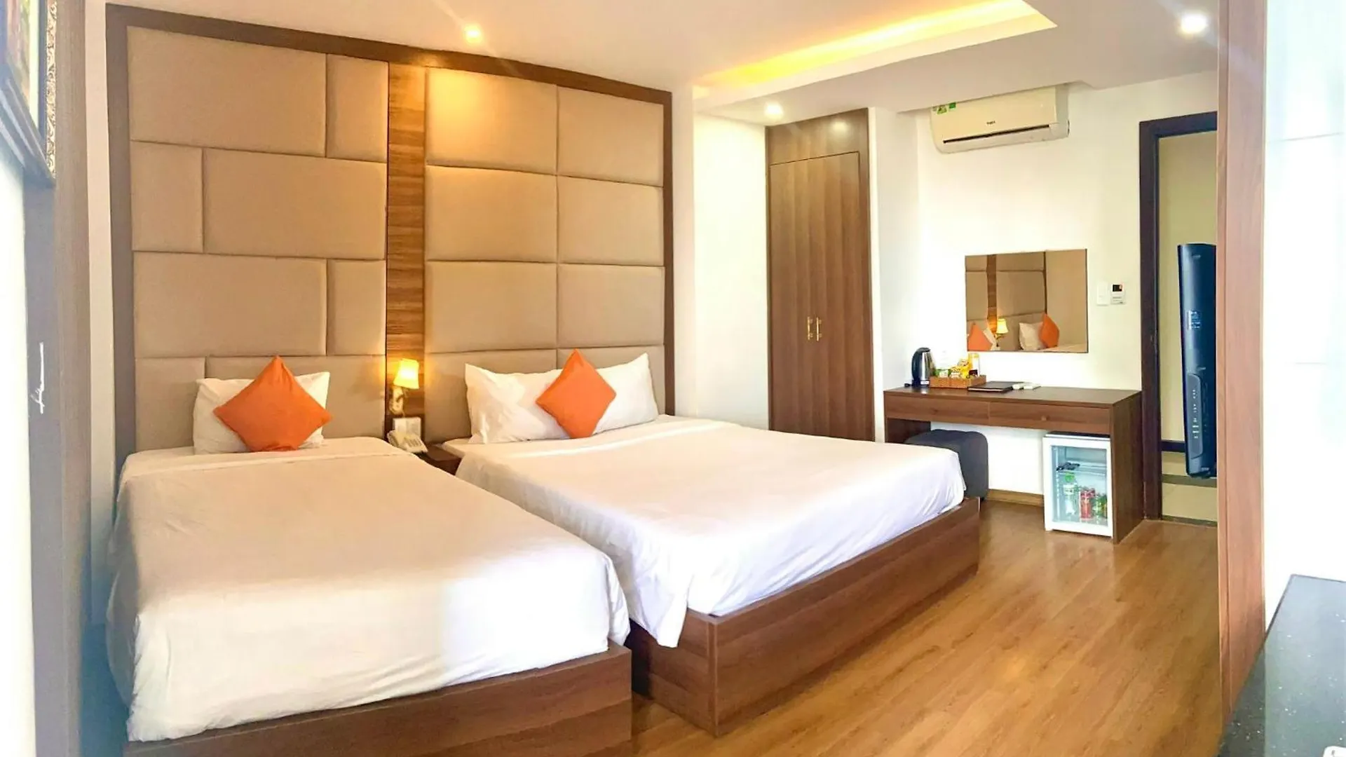 Pariat River Front Hotel Đà Nẵng